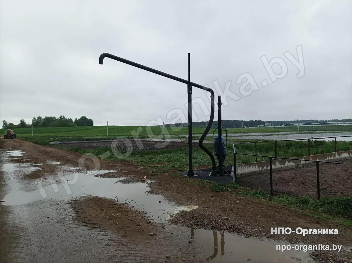 Мачта с поворотным напорным трубопроводом и гусаком на выдаче в лагуну